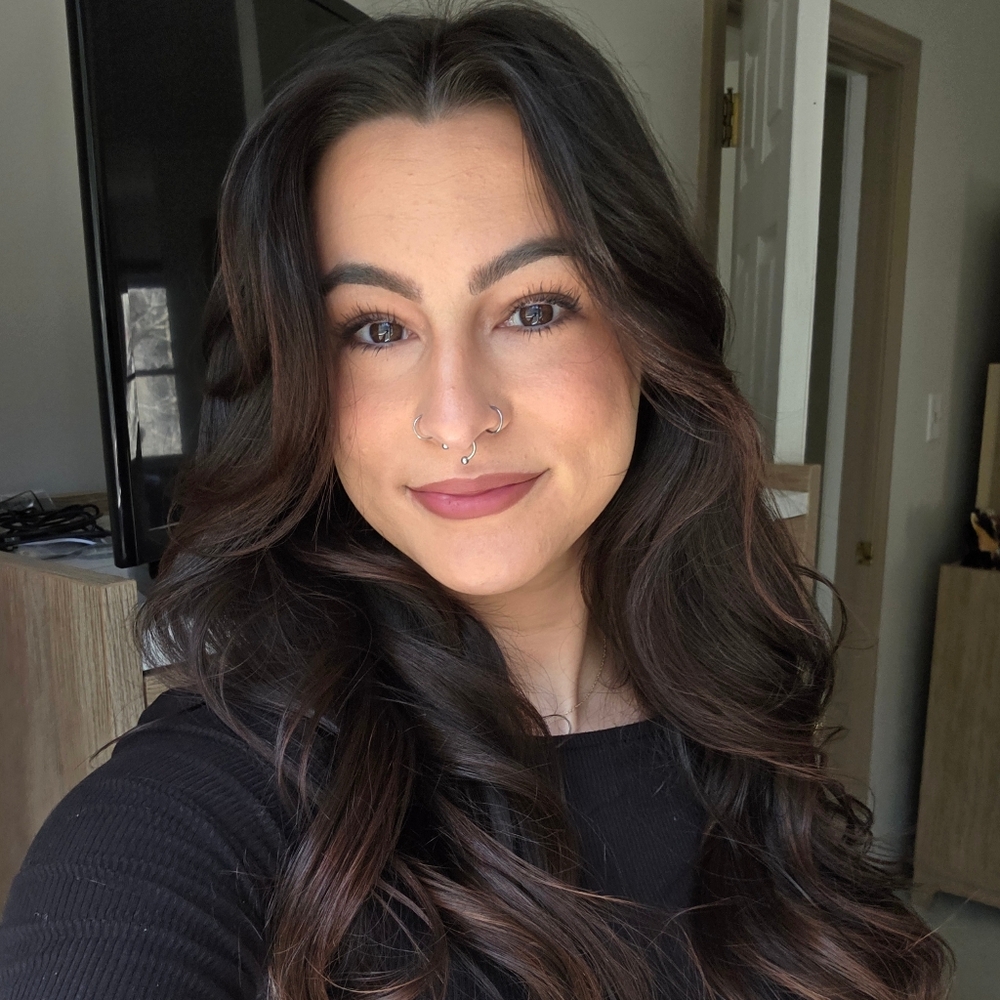 🌙🦋 Meet your posher